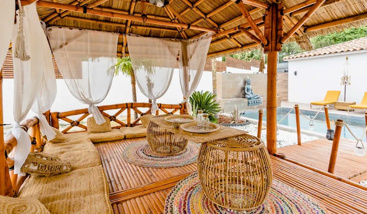 Création site internet réalisé pour l'Amoremio à Peypin, location de vacances atypique